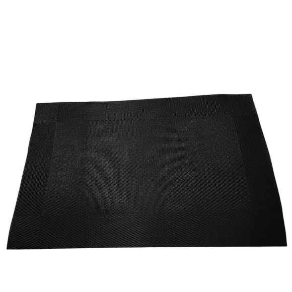 Unbranded Placemats Set of 4 Black PVC Placemats 17.5” X 12" - Picture 1 of 2